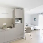 アパートホテル Zenao 3*