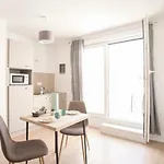 Zenao アパートホテル 3*